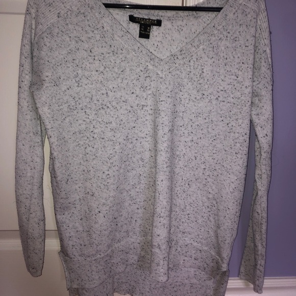 V-neck Sweater - Picture 1 of 6